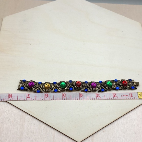 Vintage bejeweled statement style costume bracelet. - Picture 3 of 8